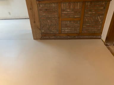small photos on the bottom