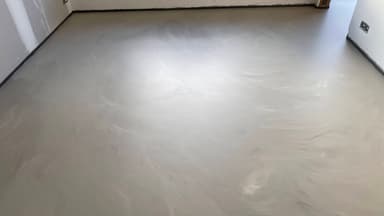 small photos on the bottom