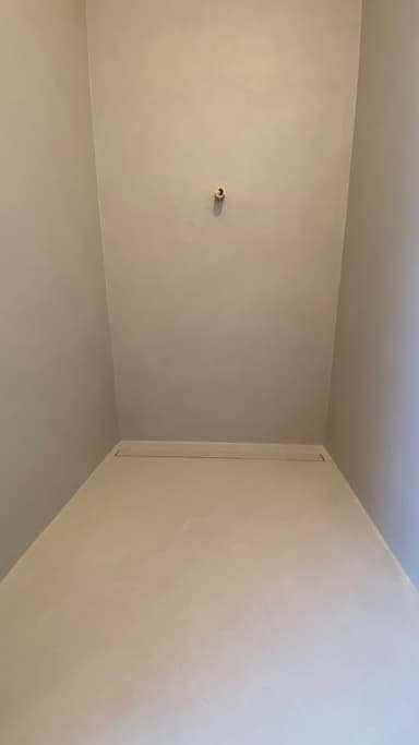 small photos on the bottom
