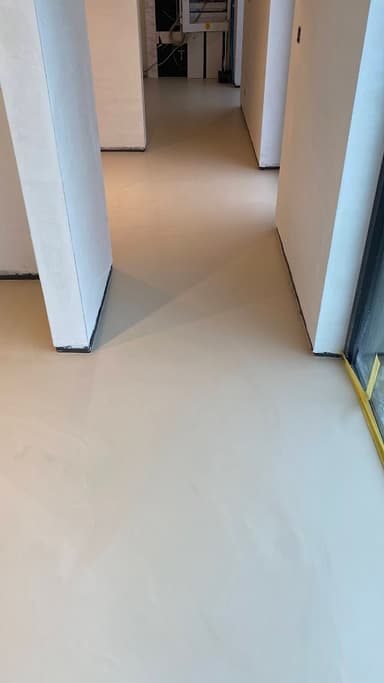 small photos on the bottom