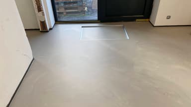 small photos on the bottom