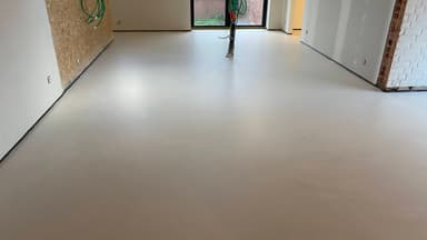 small photos on the bottom