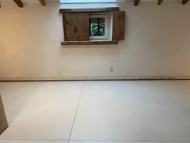 small photos on the bottom