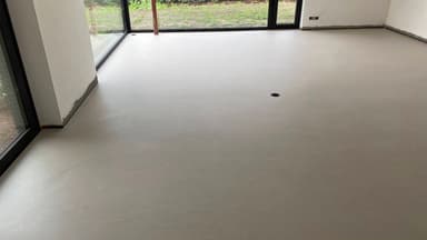 small photos on the bottom