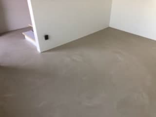 small photos on the bottom