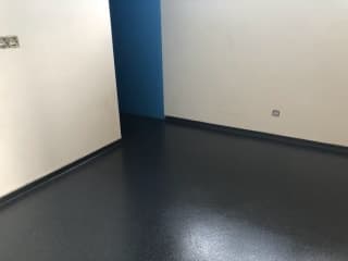 small photos on the bottom