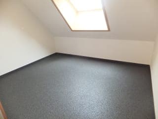 small photos on the bottom