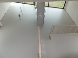 small photos on the bottom