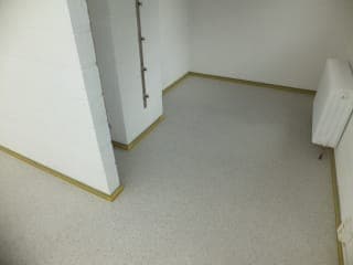 small photos on the bottom