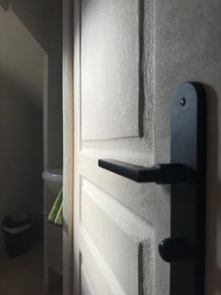 small photos on the bottom